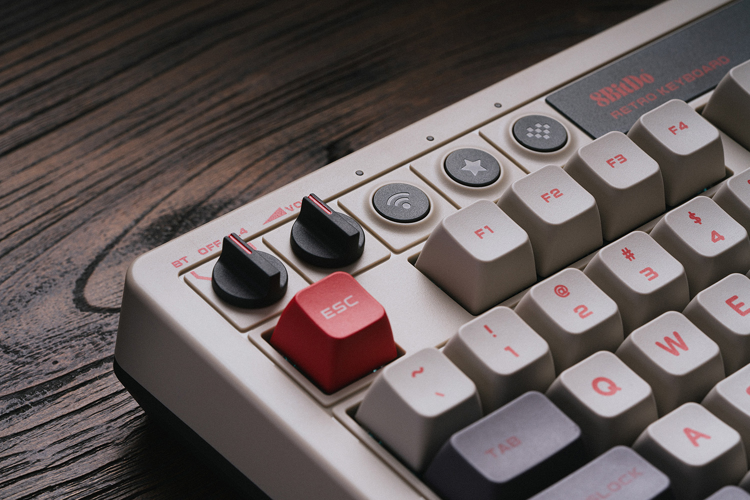 8Bitdo Retro Mechanical Keyboa - Gaming Keyboard Hot Swappable recension och pris