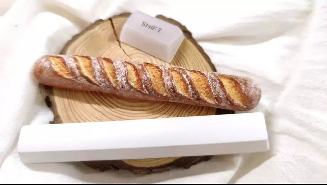 Baguette Food Artisan Spacebar - Gaming Keyboard Mechanical recension och pris