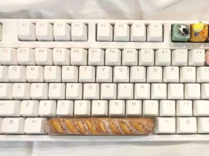Baguette Food Artisan Spacebar - Gaming Keyboard Mechanical recension och pris